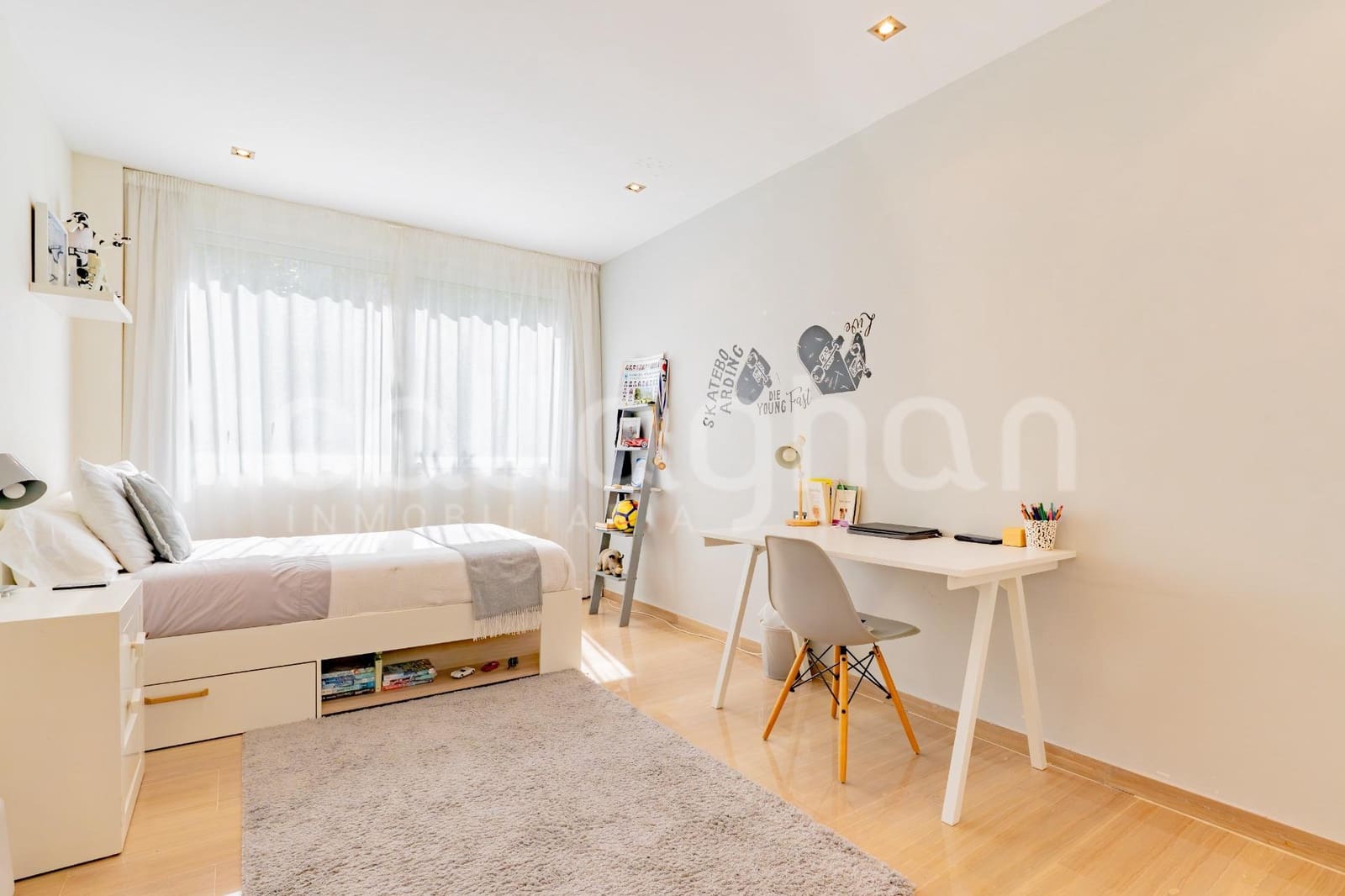 5 soverom Villa til salgs i Chiva med garasje - € 890 000 (Ref: 9794869)