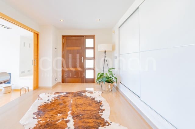 5 slaapkamer Villa te koop in Chiva met garage - € 890.000 (Ref: 9794869)