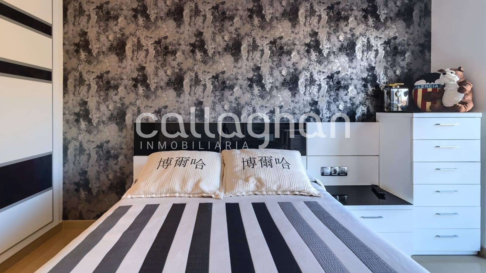 4 bedroom Villa for sale in Gandia with pool garage - € 750,000 (Ref: 9799455)