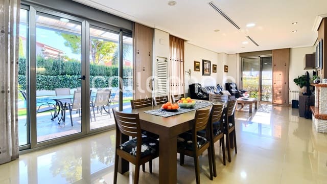 4 soverom Villa til salgs i Gandia med svømmebasseng garasje - € 750 000 (Ref: 9799455)