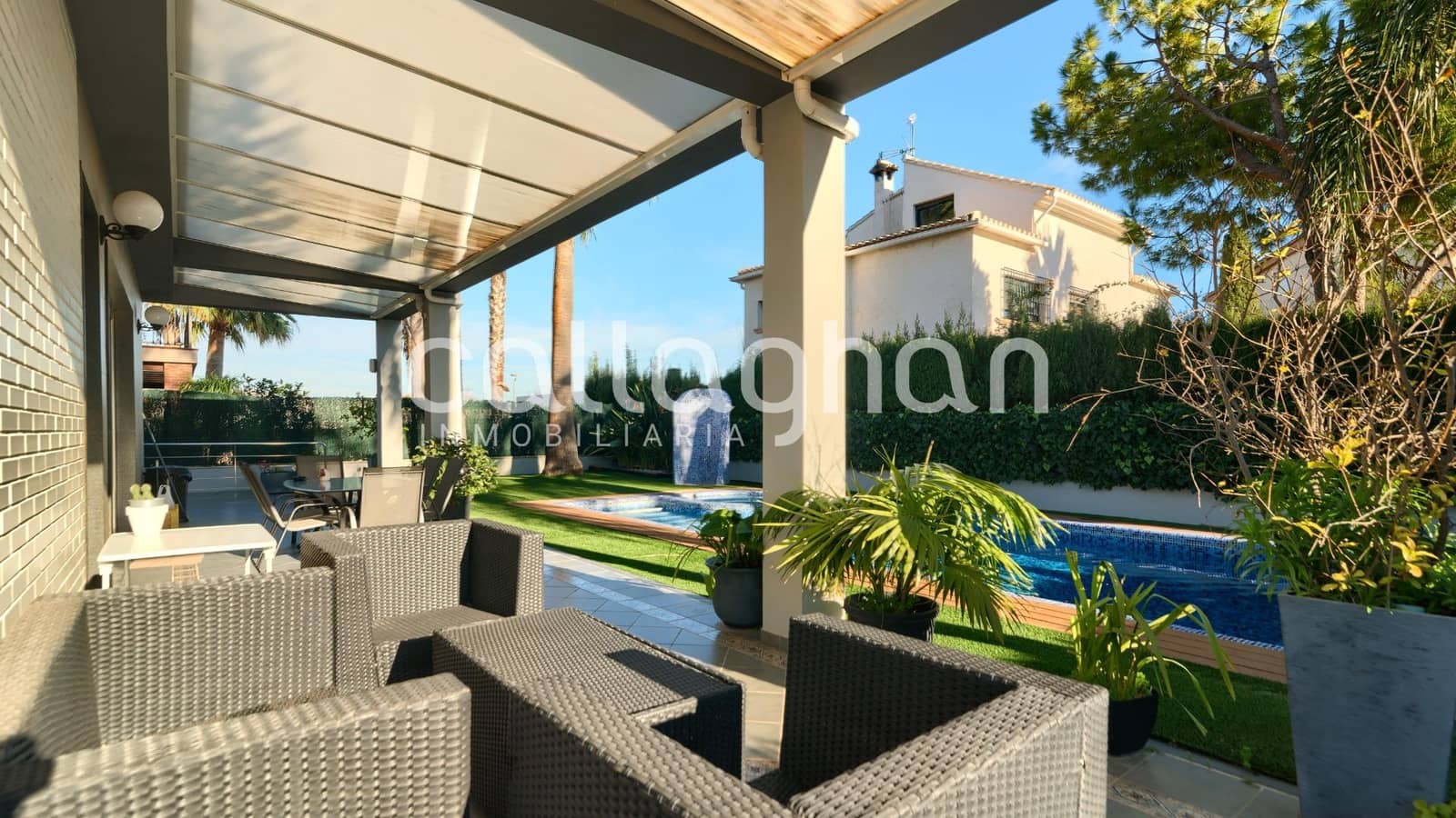 4 bedroom Villa for sale in Gandia with pool garage - € 750,000 (Ref: 9799455)