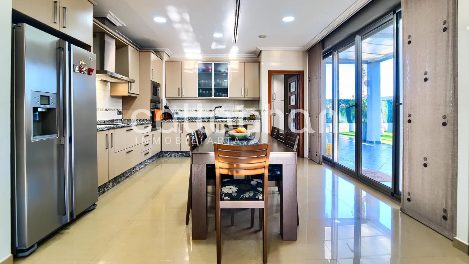 4 bedroom Villa for sale in Gandia with pool garage - € 750,000 (Ref: 9799455)