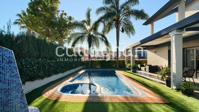 4 soverom Villa til salgs i Gandia med svømmebasseng garasje - € 750 000 (Ref: 9799455)