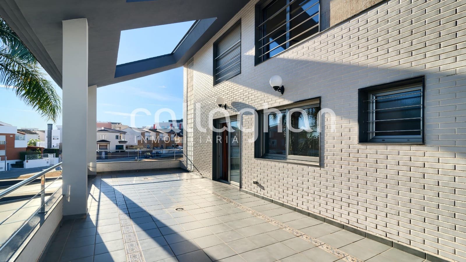 4 bedroom Villa for sale in Gandia with pool garage - € 750,000 (Ref: 9799455)