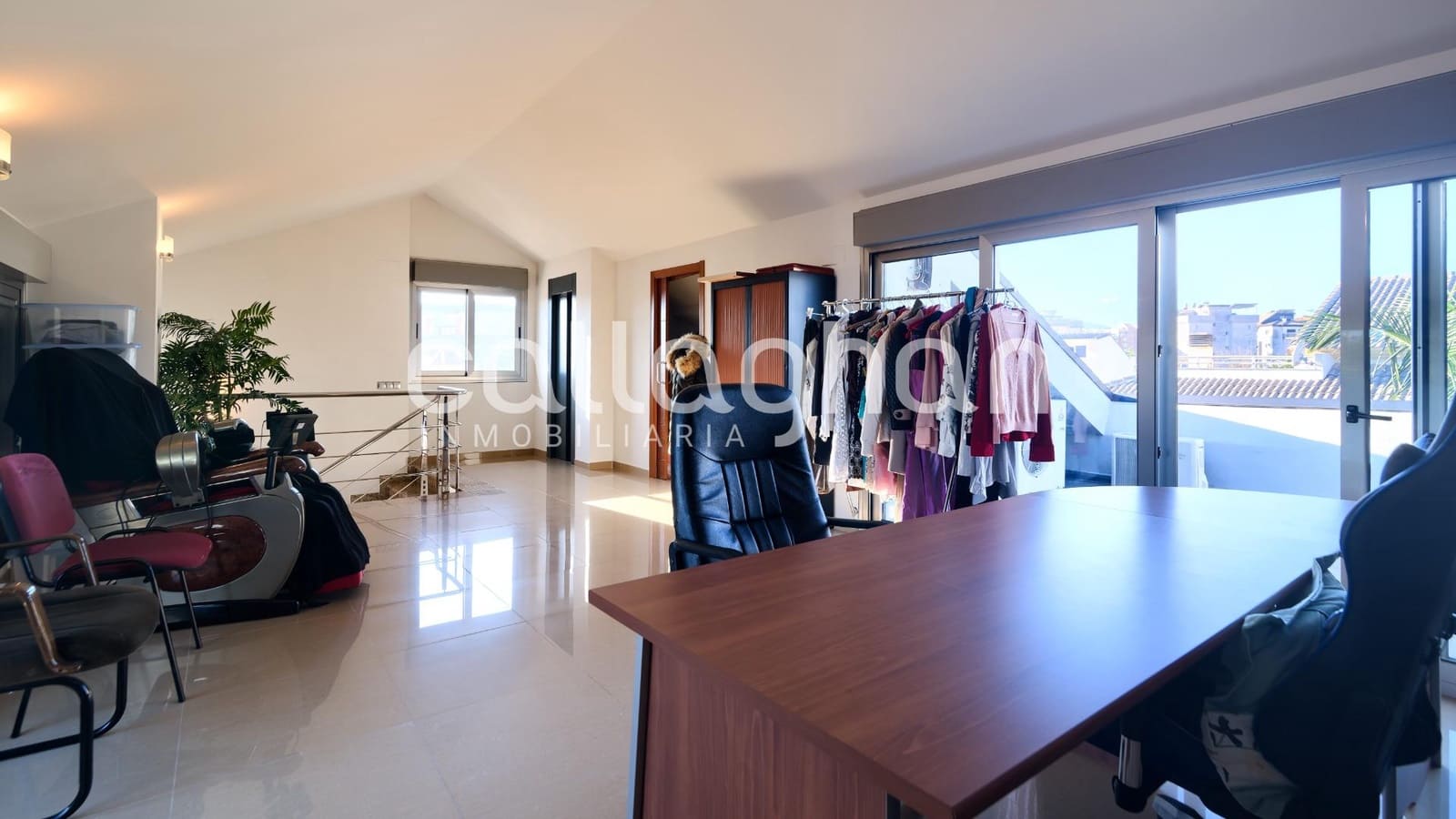 4 bedroom Villa for sale in Gandia with pool garage - € 750,000 (Ref: 9799455)