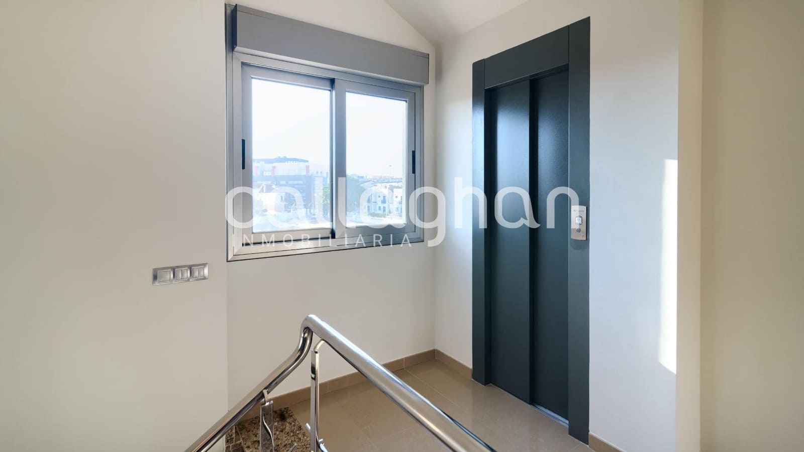 4 bedroom Villa for sale in Gandia with pool garage - € 750,000 (Ref: 9799455)