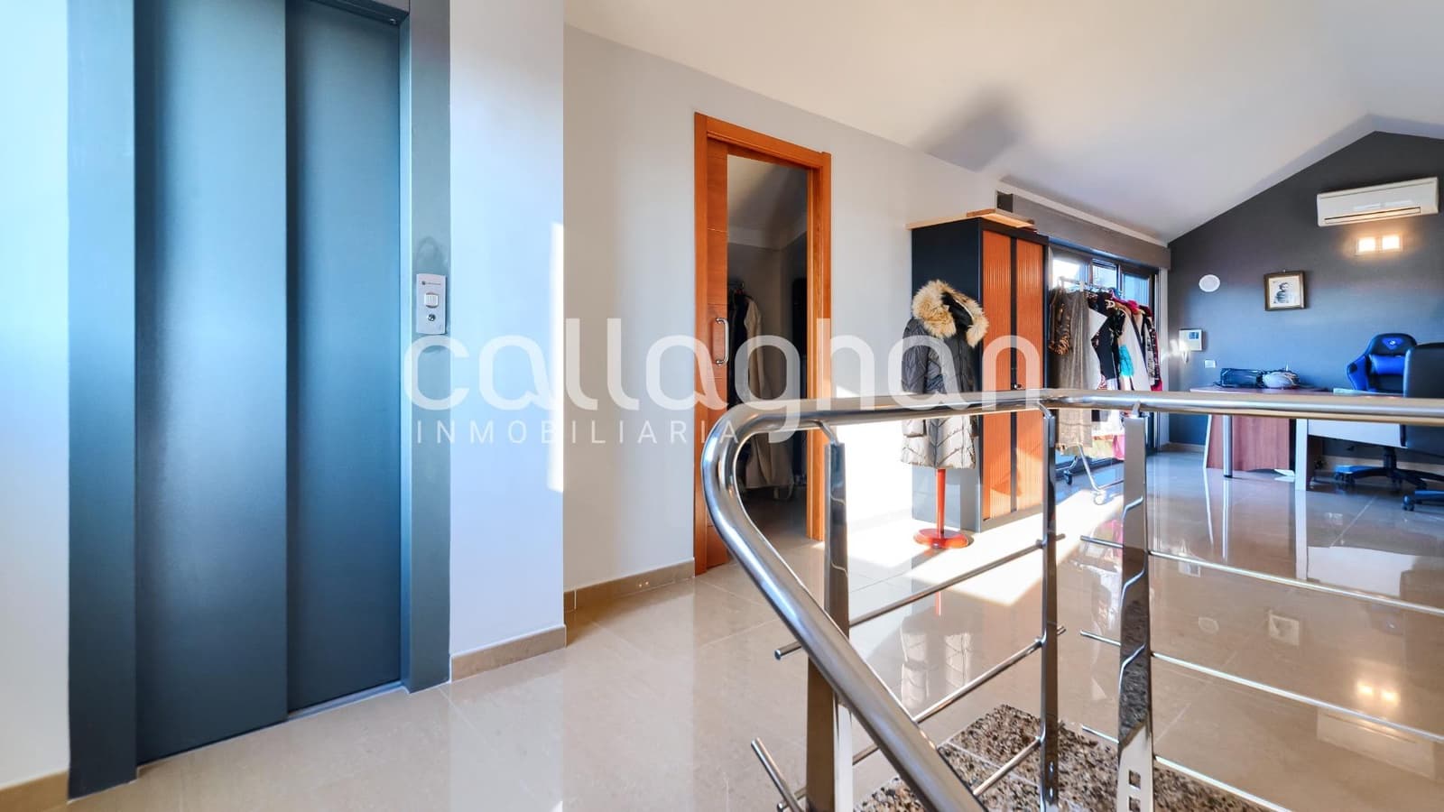 4 bedroom Villa for sale in Gandia with pool garage - € 750,000 (Ref: 9799455)