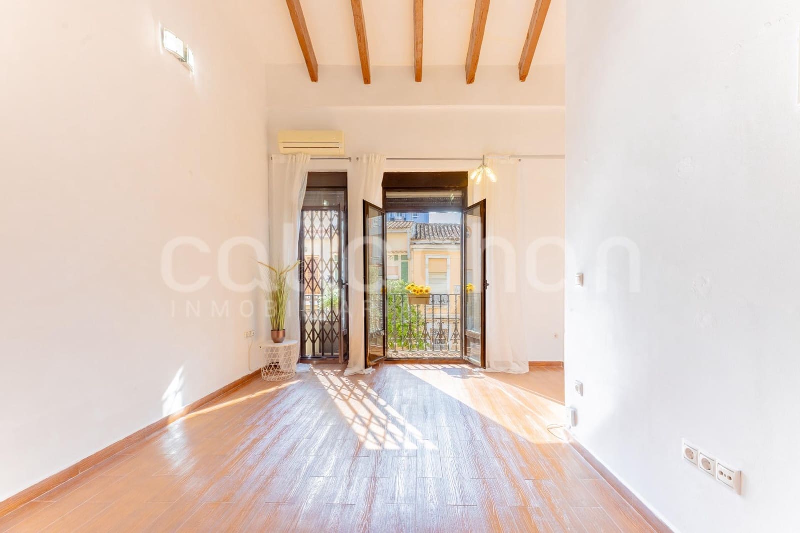 1 bedroom Loft for sale in Valencia city - € 240,000 (Ref: 9799456)