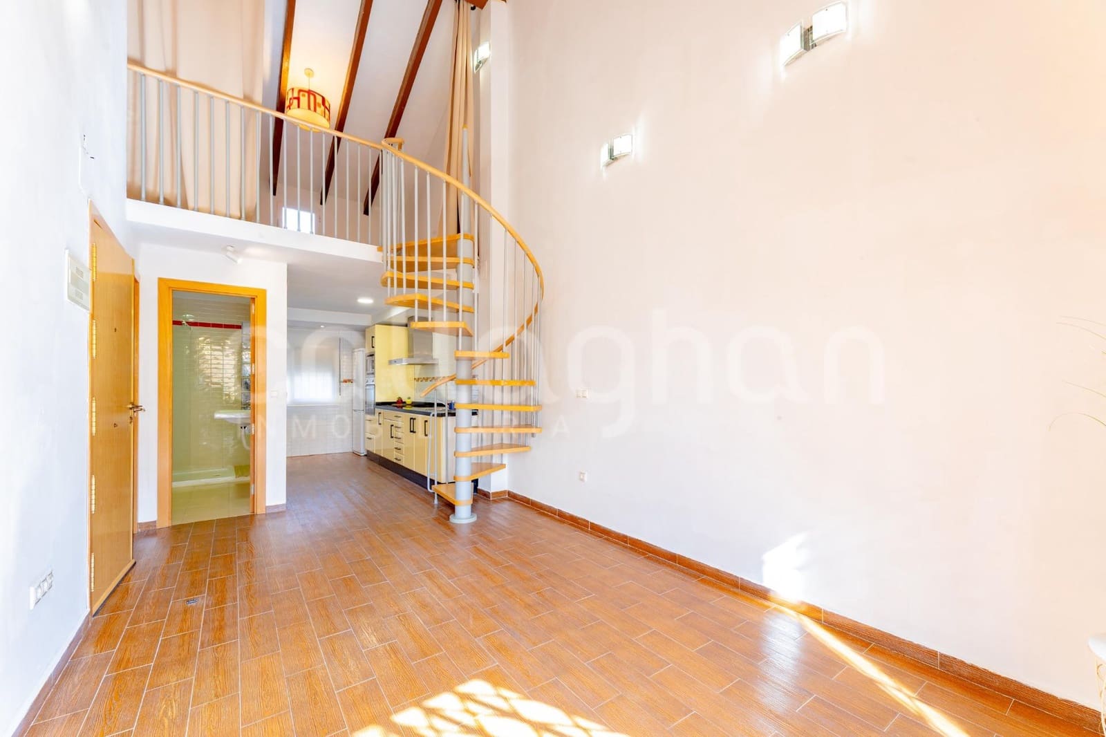 1 bedroom Loft for sale in Valencia city - € 240,000 (Ref: 9799456)
