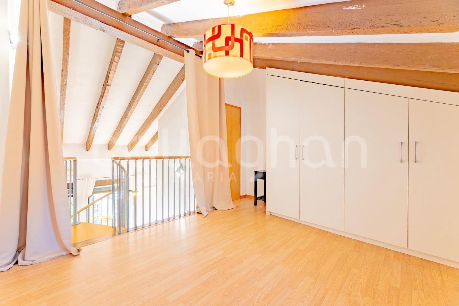 1 bedroom Loft for sale in Valencia city - € 240,000 (Ref: 9799456)