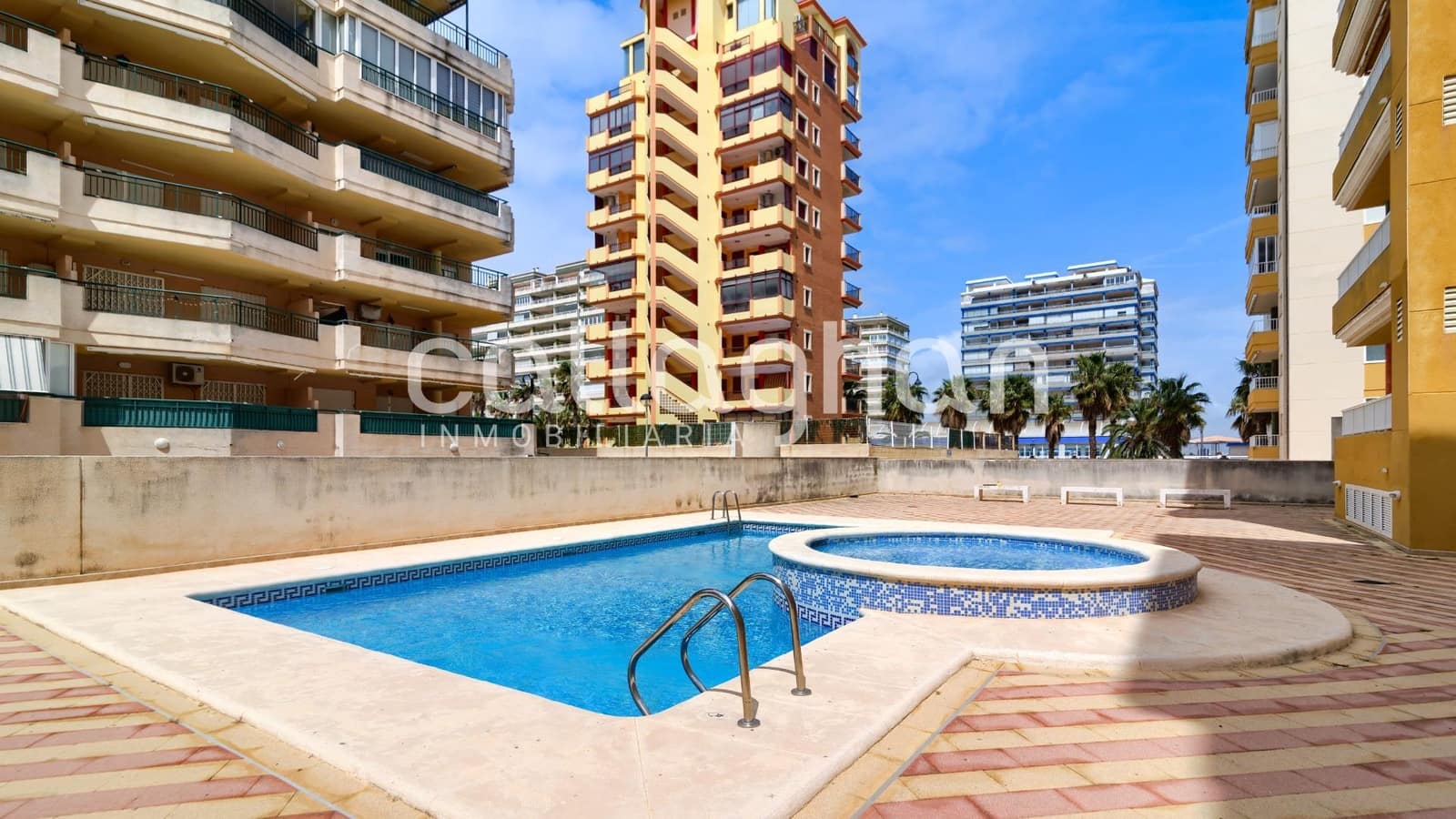 2 soverom Leilighet til salgs i Tavernes de la Valldigna med svømmebasseng garasje - € 230 000 (Ref: 9804531)