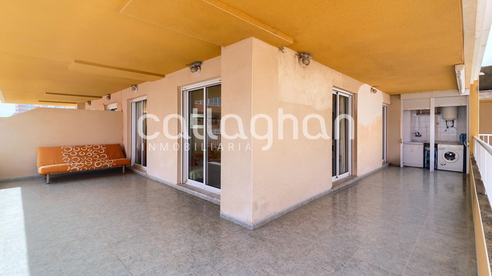 2 soverom Leilighet til salgs i Tavernes de la Valldigna med svømmebasseng garasje - € 230 000 (Ref: 9804531)