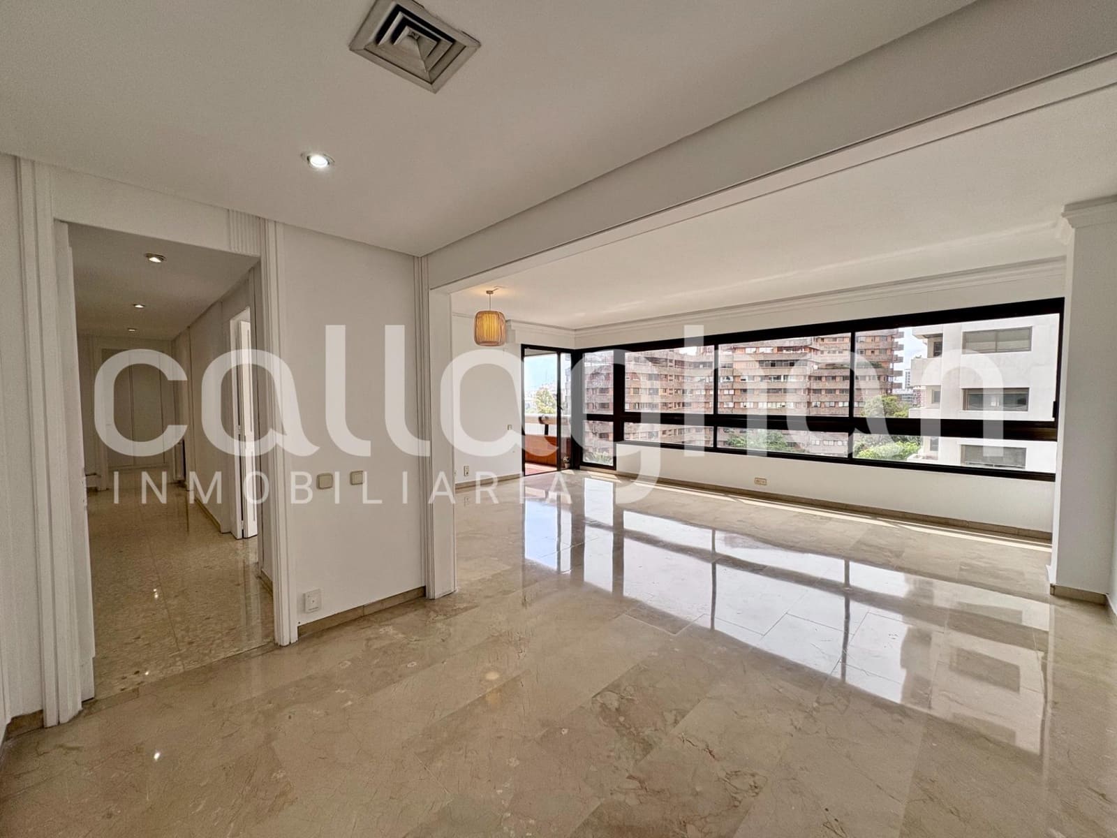 4 Zimmer Wohnung zu vermieten in Valencia Stadt mit Garage - 2.300 € (Ref: 9808168)