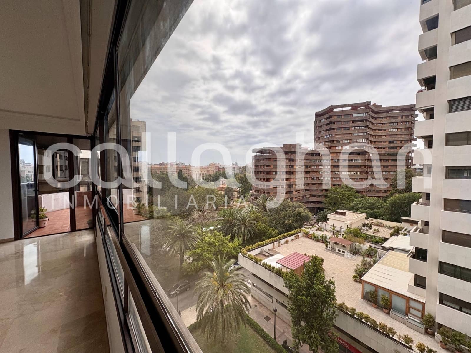 4 Zimmer Wohnung zu vermieten in Valencia Stadt mit Garage - 2.300 € (Ref: 9808168)