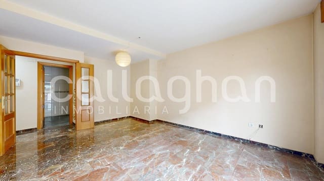 3 bedroom Flat for sale in Patraix, Valencia city with garage - € 320,000 (Ref: 9812293)