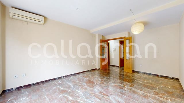 3 bedroom Flat for sale in Patraix, Valencia city with garage - € 320,000 (Ref: 9812293)
