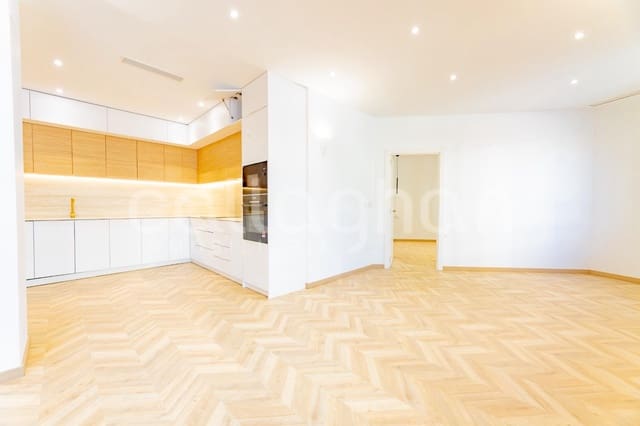 3 soveværelse Lejlighed til salg i Arrancapins, Valencia by - € 695.000 (Ref: 9812294)