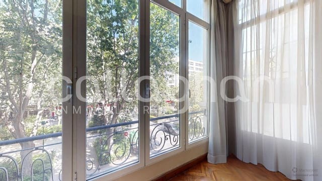 4 soveværelse Lejlighed til salg i La Gran Via, Valencia by - € 875.000 (Ref: 9825436)
