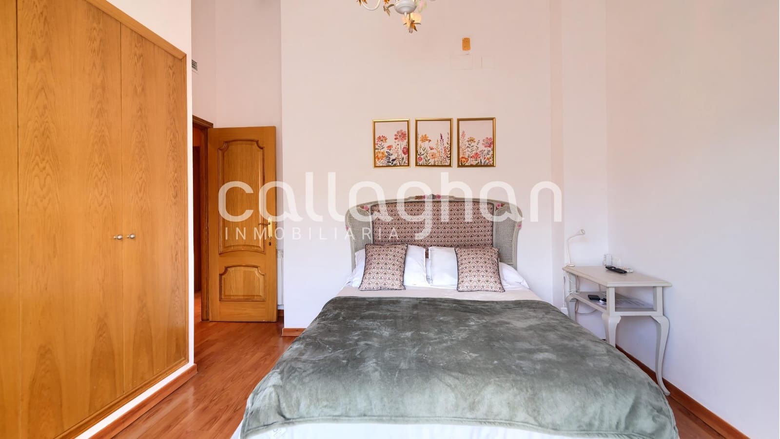 Adosado de 4 habitaciones en Sedaví en venta con garaje - 498.500 € (Ref: 9825437)