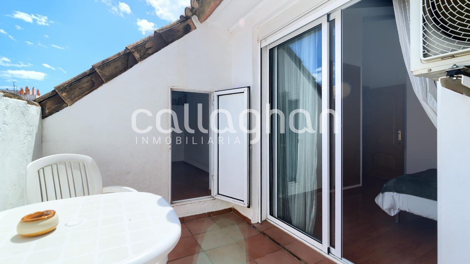 Adosado de 4 habitaciones en Sedaví en venta con garaje - 498.500 € (Ref: 9825437)
