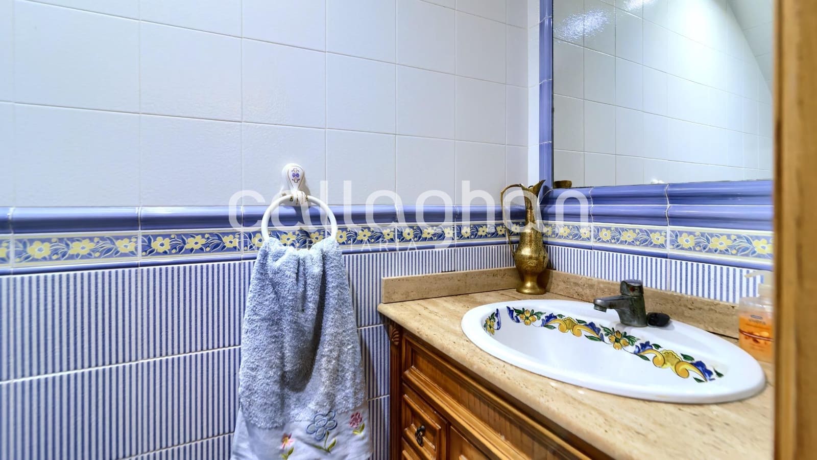 Adosado de 4 habitaciones en Sedaví en venta con garaje - 498.500 € (Ref: 9825437)