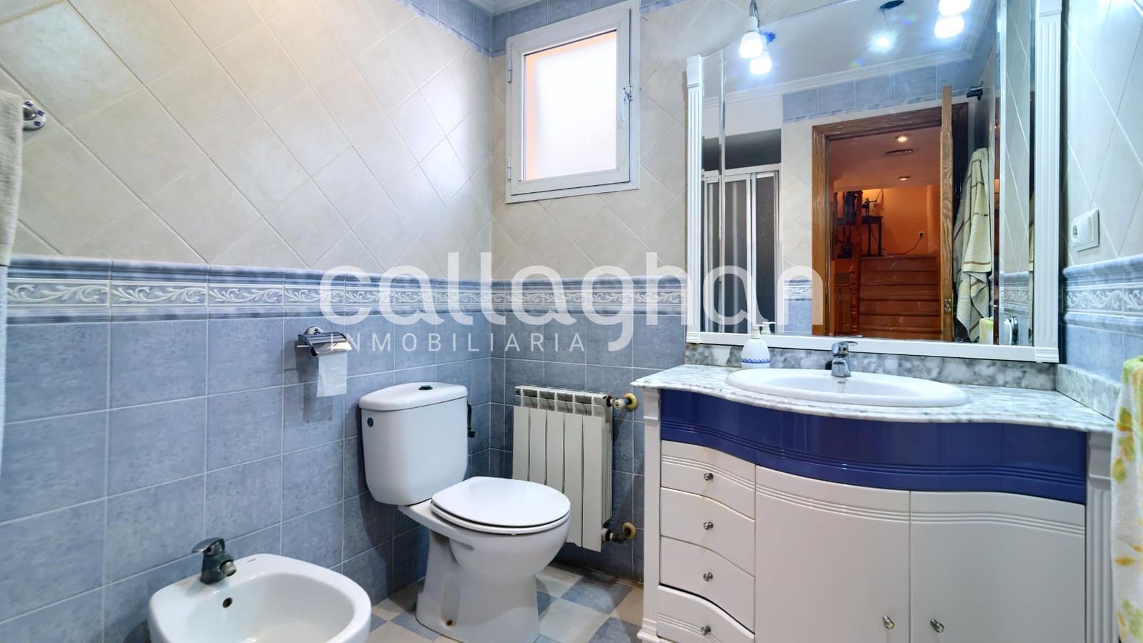 Adosado de 4 habitaciones en Sedaví en venta con garaje - 498.500 € (Ref: 9825437)