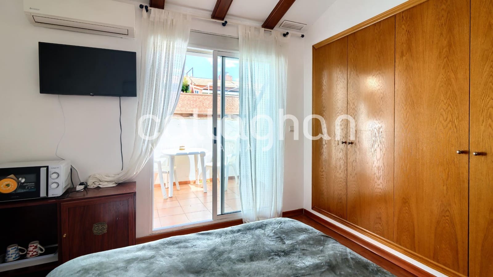 Adosado de 4 habitaciones en Sedaví en venta con garaje - 498.500 € (Ref: 9825437)