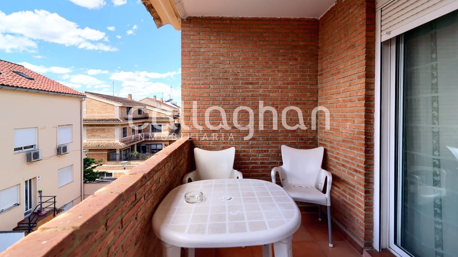 Adosado de 4 habitaciones en Sedaví en venta con garaje - 498.500 € (Ref: 9825437)