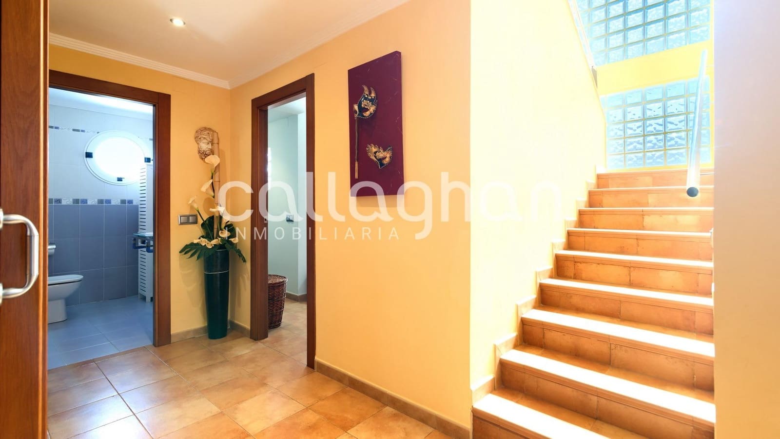 5 Zimmer Villa zu verkaufen in Montserrat mit Pool Garage - 449.000 € (Ref: 9825438)