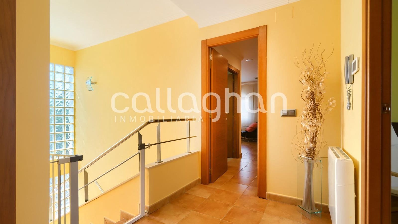 5 Zimmer Villa zu verkaufen in Montserrat mit Pool Garage - 449.000 € (Ref: 9825438)