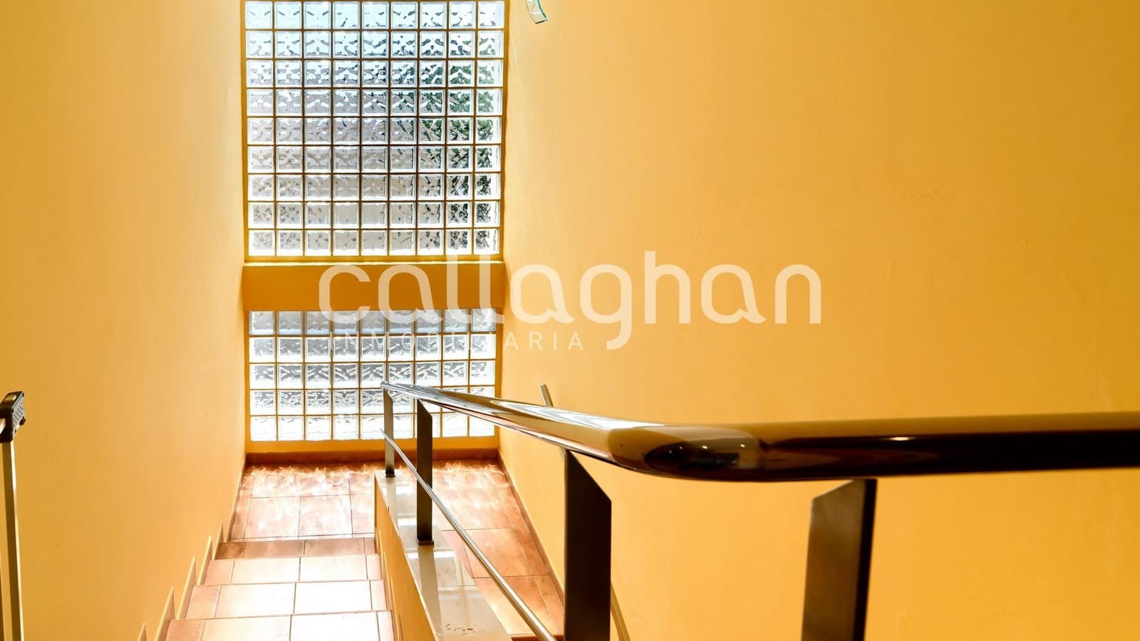 5 Zimmer Villa zu verkaufen in Montserrat mit Pool Garage - 449.000 € (Ref: 9825438)