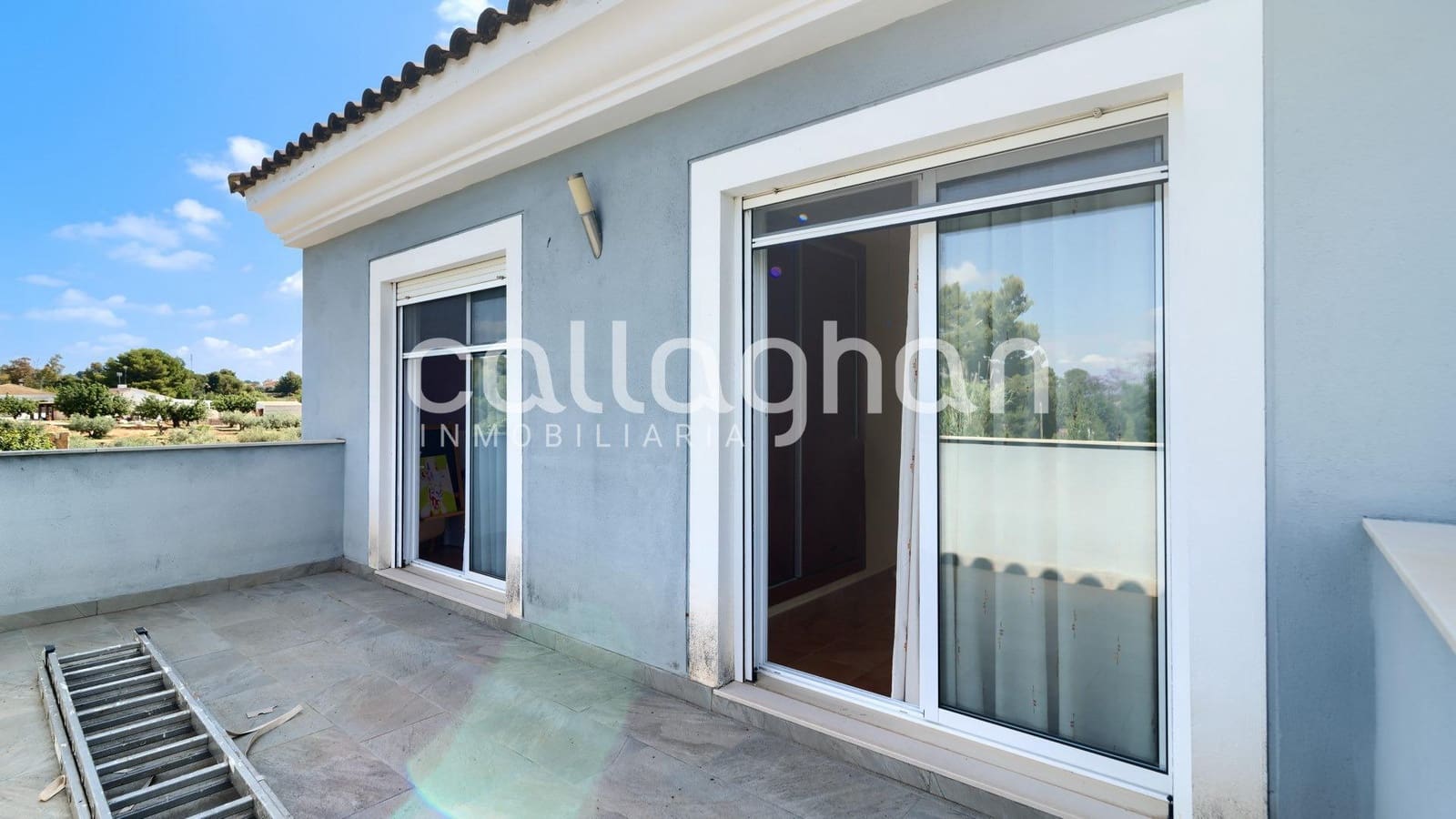 5 Zimmer Villa zu verkaufen in Montserrat mit Pool Garage - 449.000 € (Ref: 9825438)