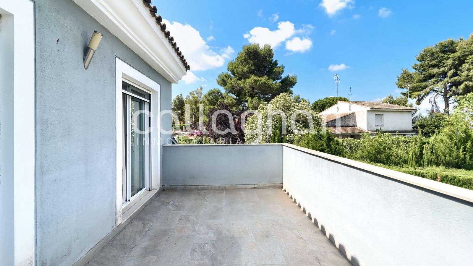 5 Zimmer Villa zu verkaufen in Montserrat mit Pool Garage - 449.000 € (Ref: 9825438)