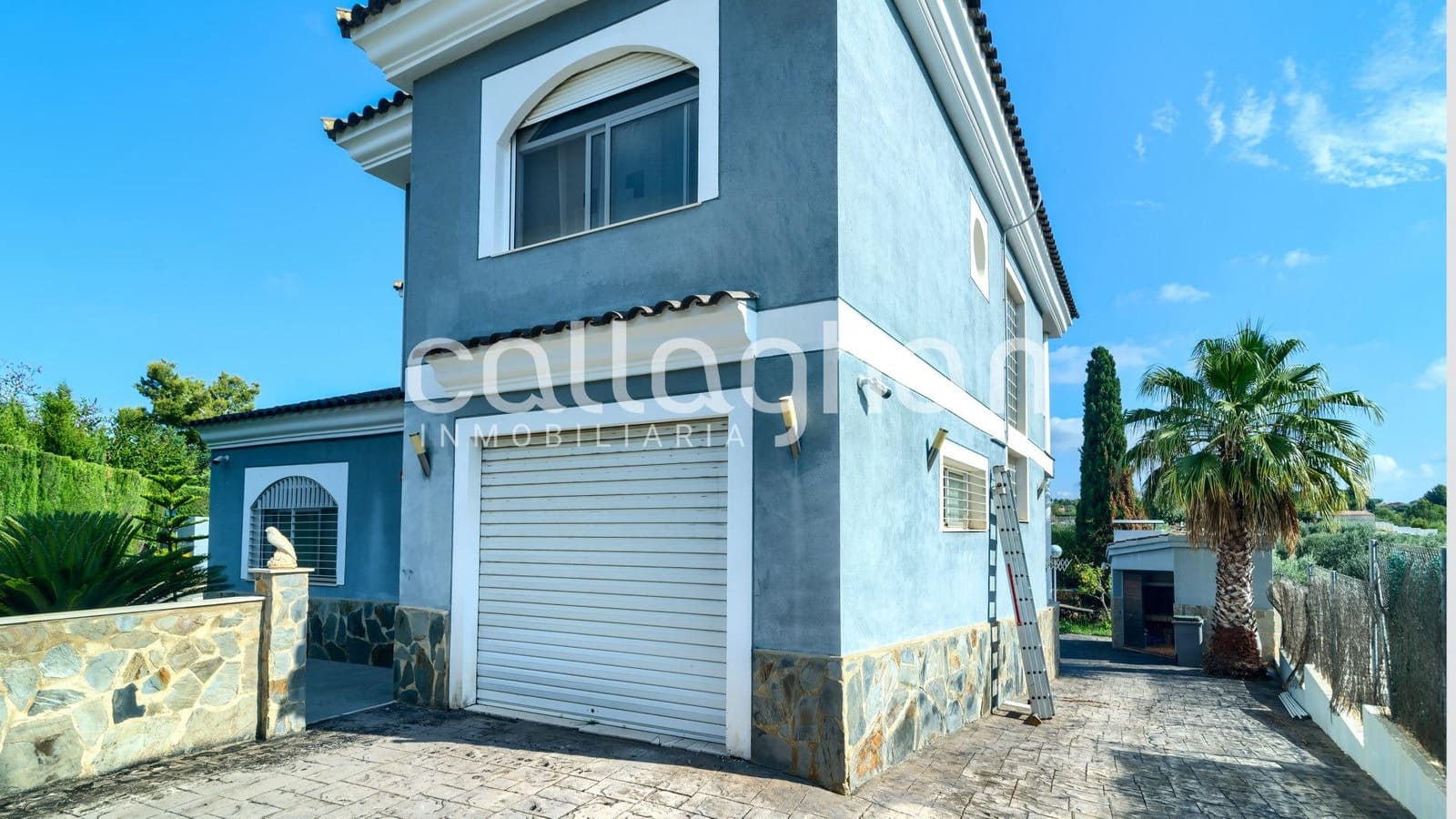 5 Zimmer Villa zu verkaufen in Montserrat mit Pool Garage - 449.000 € (Ref: 9825438)