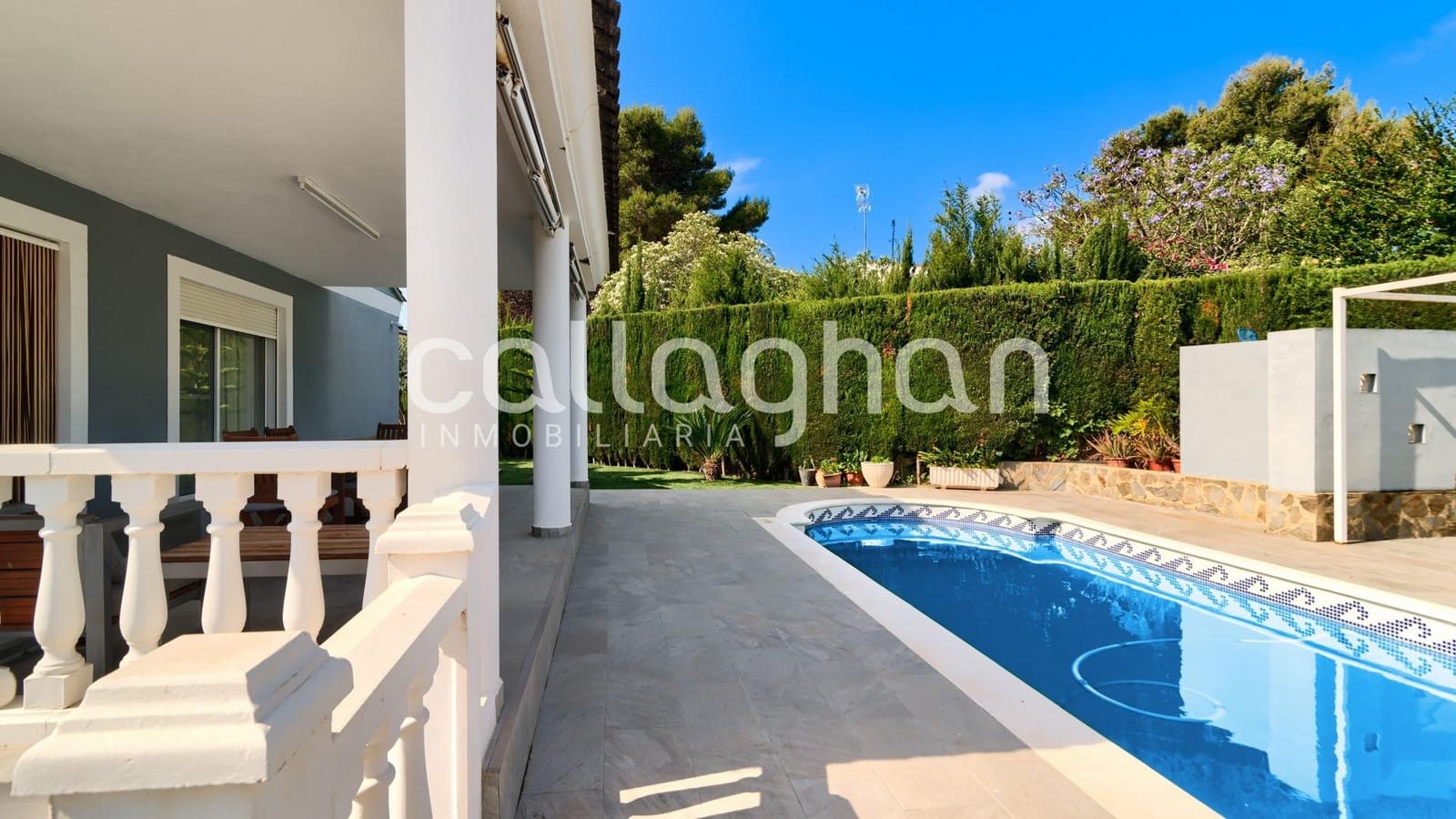 5 Zimmer Villa zu verkaufen in Montserrat mit Pool Garage - 449.000 € (Ref: 9825438)