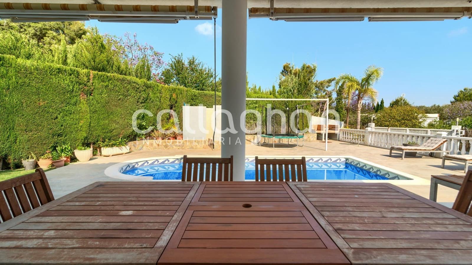 5 Zimmer Villa zu verkaufen in Montserrat mit Pool Garage - 449.000 € (Ref: 9825438)