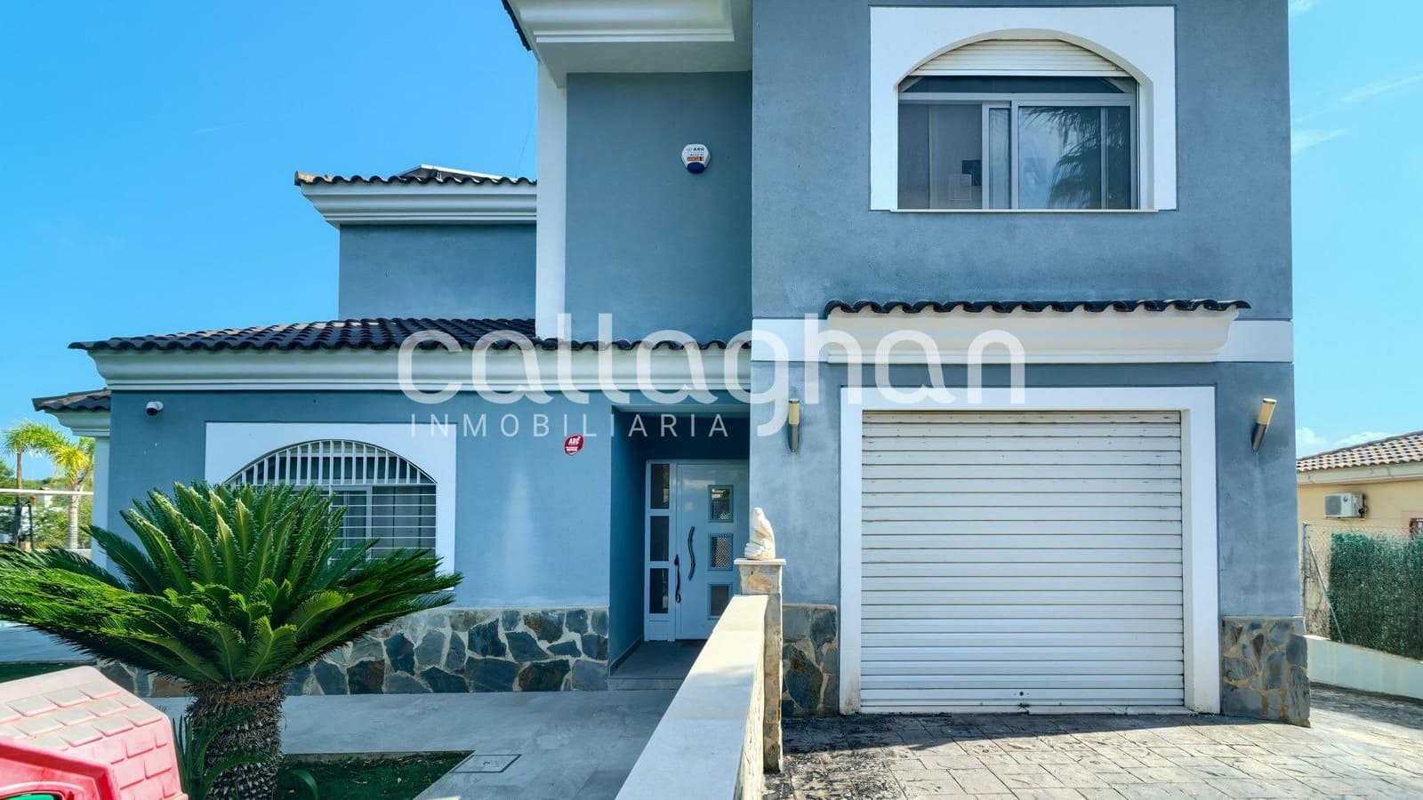 5 Zimmer Villa zu verkaufen in Montserrat mit Pool Garage - 449.000 € (Ref: 9825438)