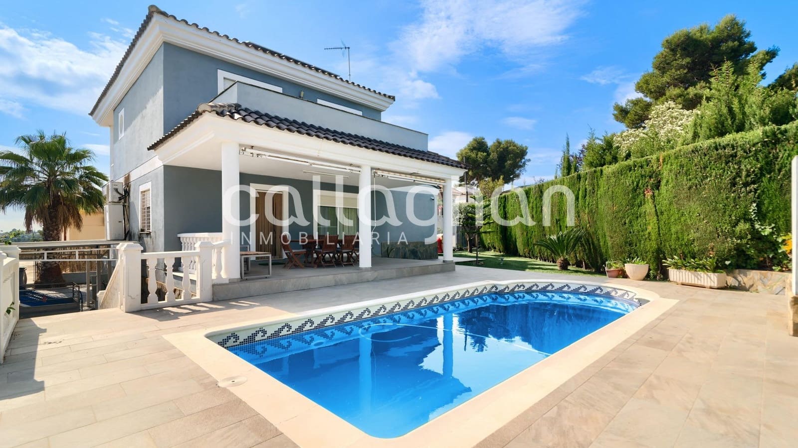5 Zimmer Villa zu verkaufen in Montserrat mit Pool Garage - 449.000 € (Ref: 9825438)