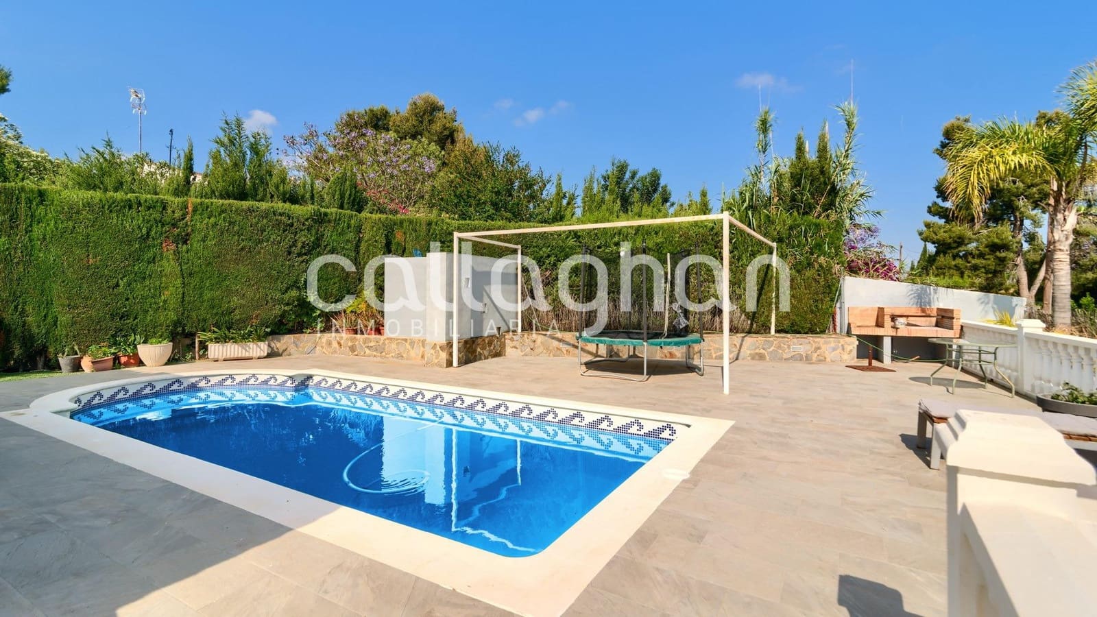 5 Zimmer Villa zu verkaufen in Montserrat mit Pool Garage - 449.000 € (Ref: 9825438)