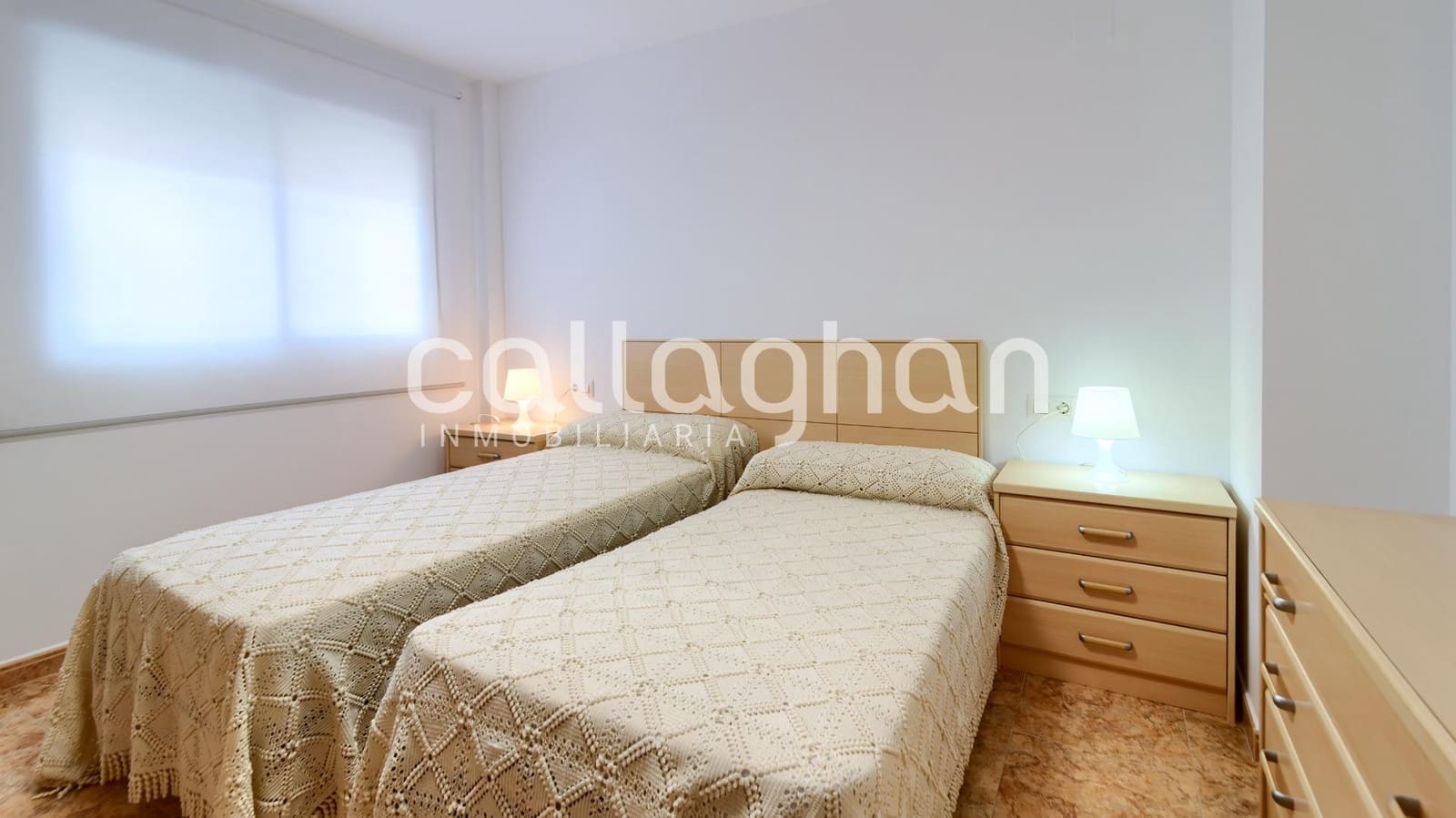 Pareado de 3 habitaciones en Chilches en venta - 304.000 € (Ref: 9825439)