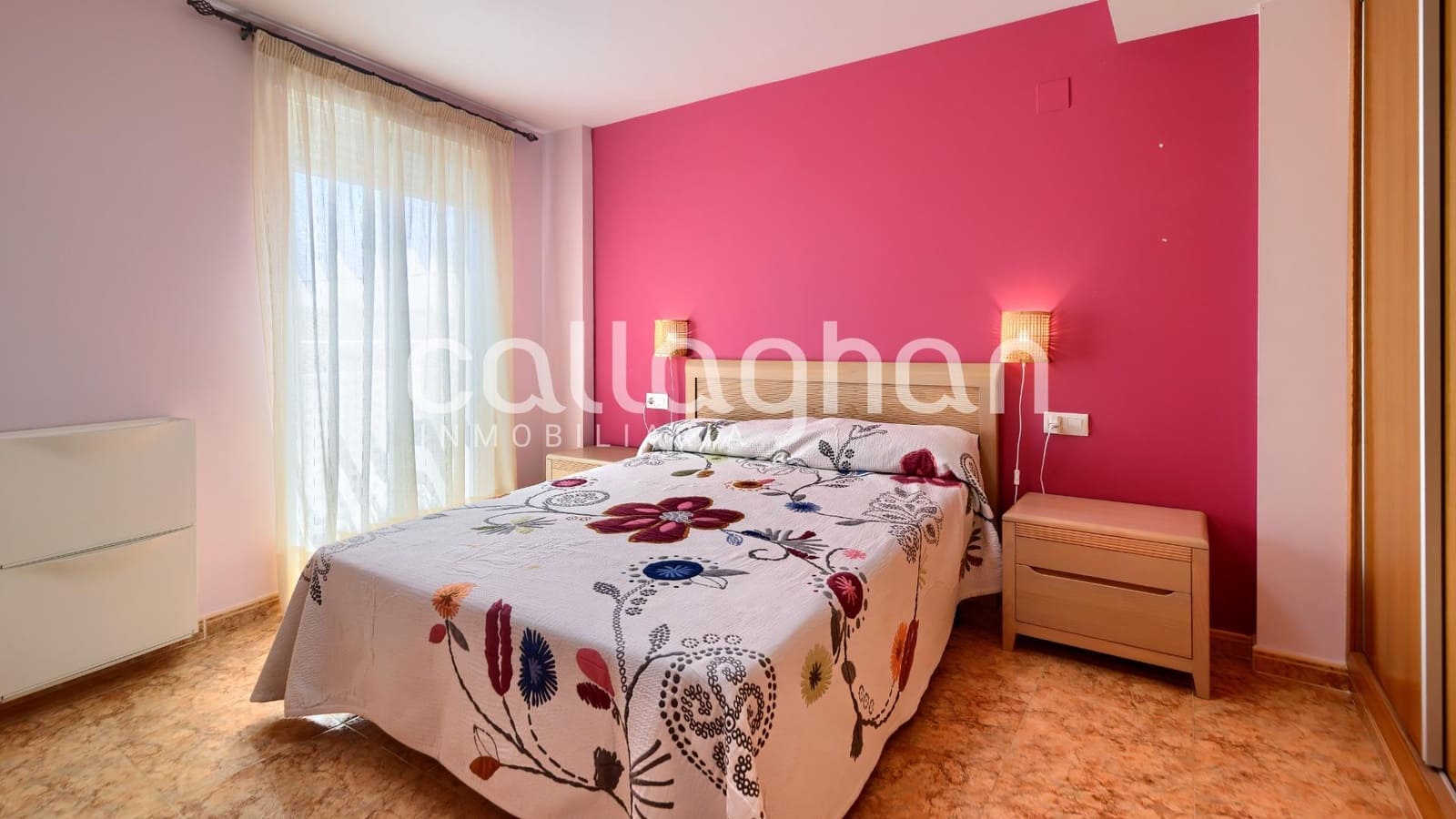 Pareado de 3 habitaciones en Chilches en venta - 304.000 € (Ref: 9825439)