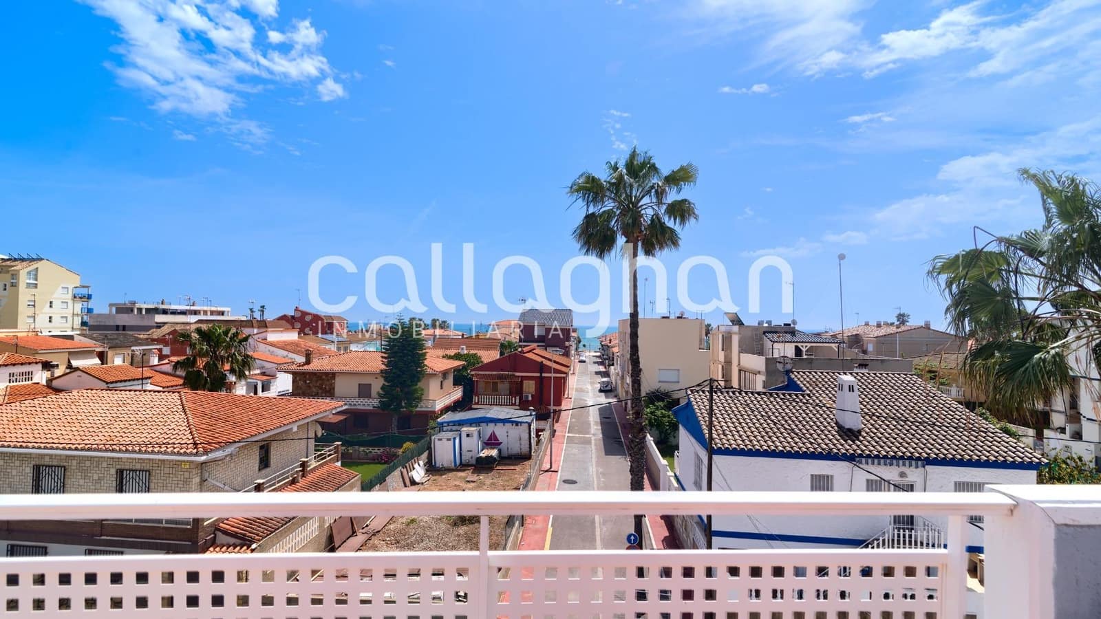 Pareado de 3 habitaciones en Chilches en venta - 304.000 € (Ref: 9825439)