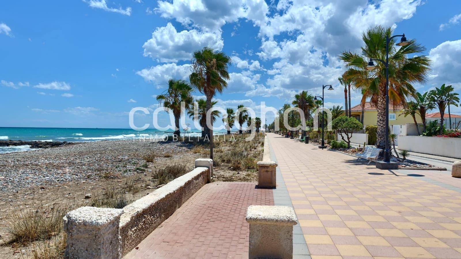 Pareado de 3 habitaciones en Chilches en venta - 304.000 € (Ref: 9825439)