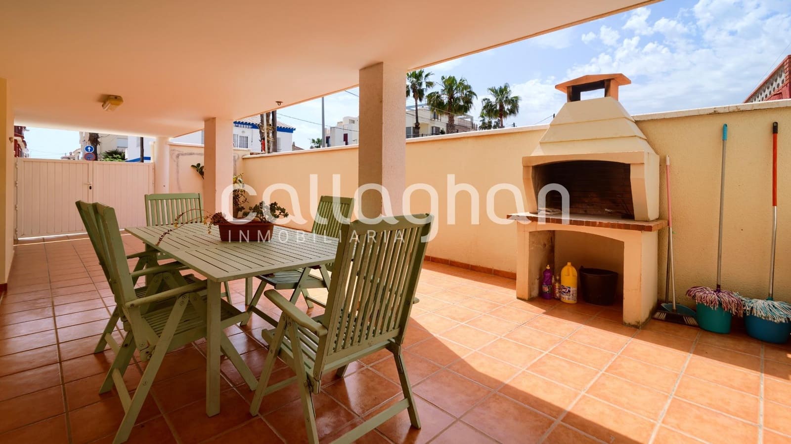 3 bedroom Semi-detached Villa for sale in Chilches - € 304,000 (Ref: 9825439)