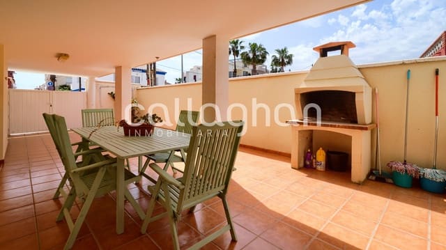 3 bedroom Semi-detached Villa for sale in Chilches - € 304,000 (Ref: 9825439)