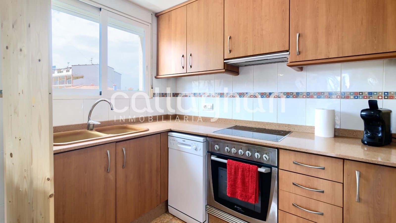 3 bedroom Semi-detached Villa for sale in Chilches - € 304,000 (Ref: 9825439)