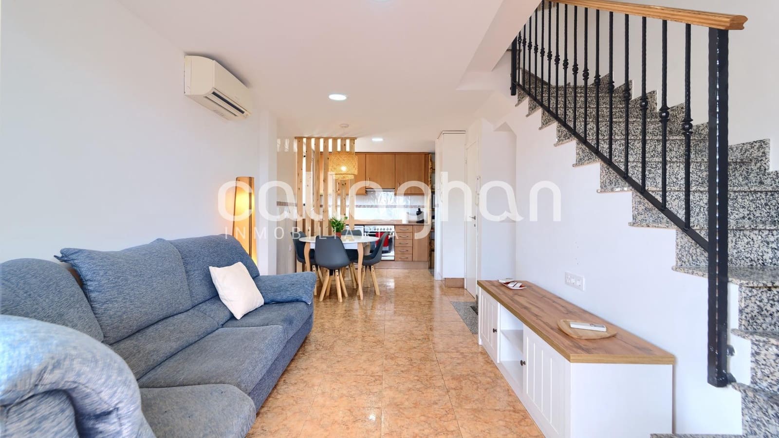 3 bedroom Semi-detached Villa for sale in Chilches - € 304,000 (Ref: 9825439)
