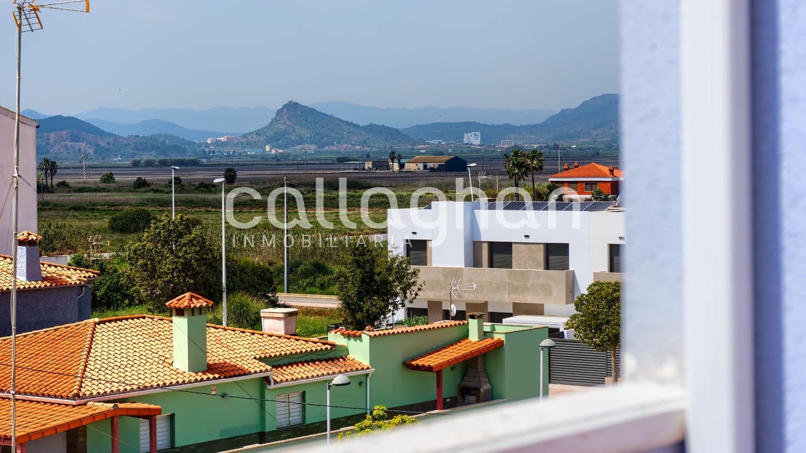 3 bedroom Semi-detached Villa for sale in Chilches - € 304,000 (Ref: 9825439)
