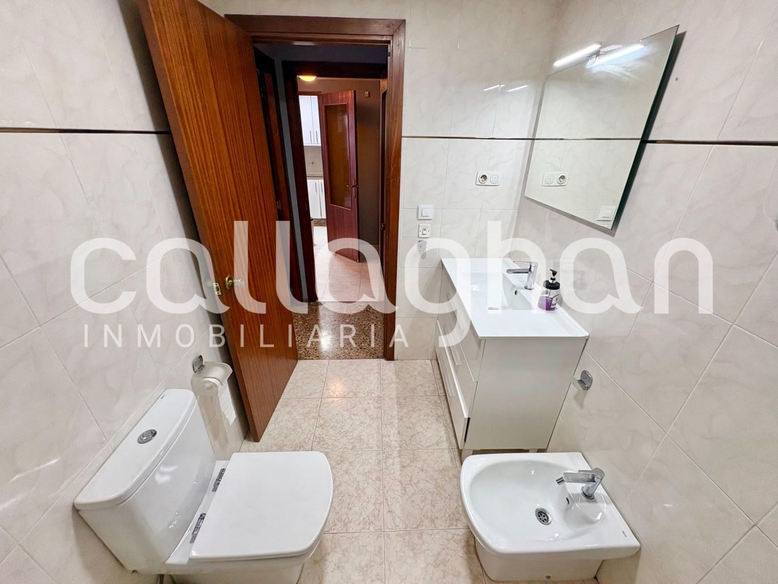 1 slaapkamer Flat te huur in Valencia stad met garage - € 1.200 (Ref: 9831717)