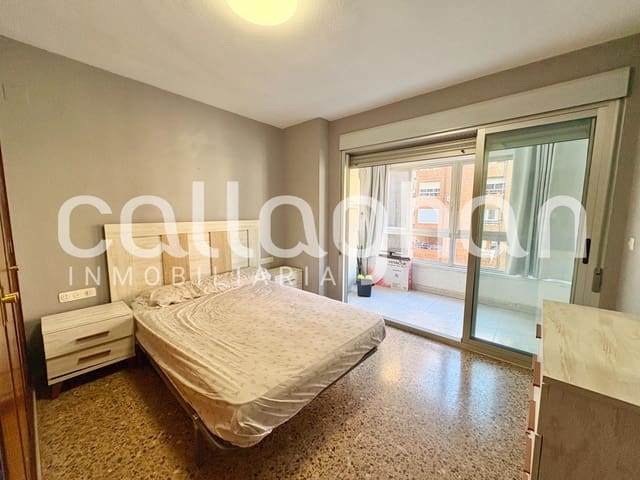 1 slaapkamer Flat te huur in Mestalla, Valencia stad met garage - € 1.200 (Ref: 9831717)